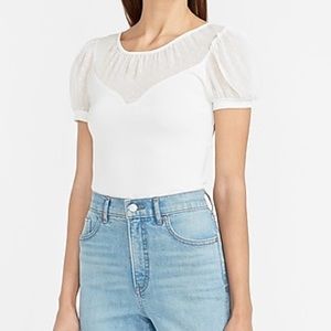 Clip dot puff sleeve top